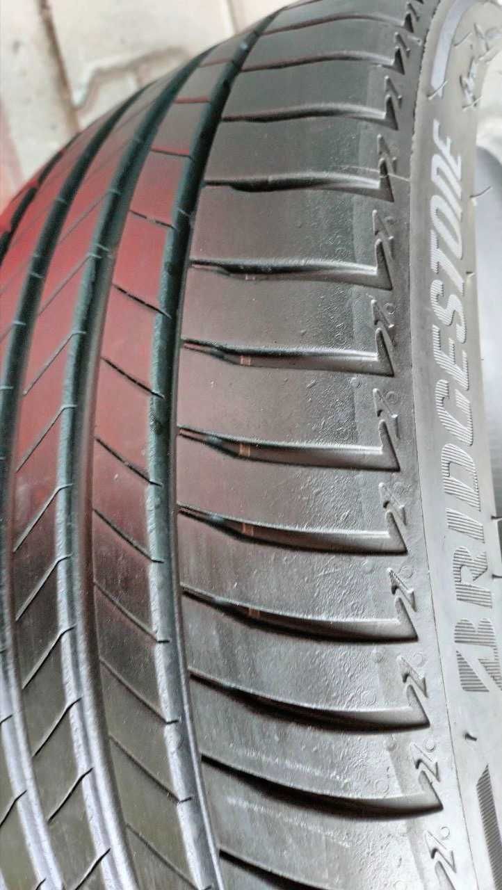 225.40 R18 комплект літо 23 рік
