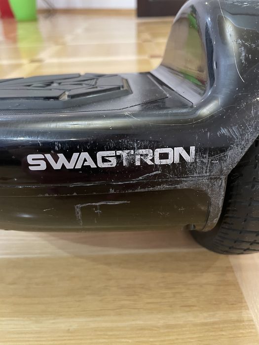 Продам Гіроскутер SWAGTRON T5.