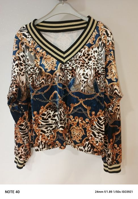 Śliczna welurowa bluzka r. uniwersalny