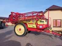 Opryskiwacz Kverneland Rau 2003r 30m. 21m.
