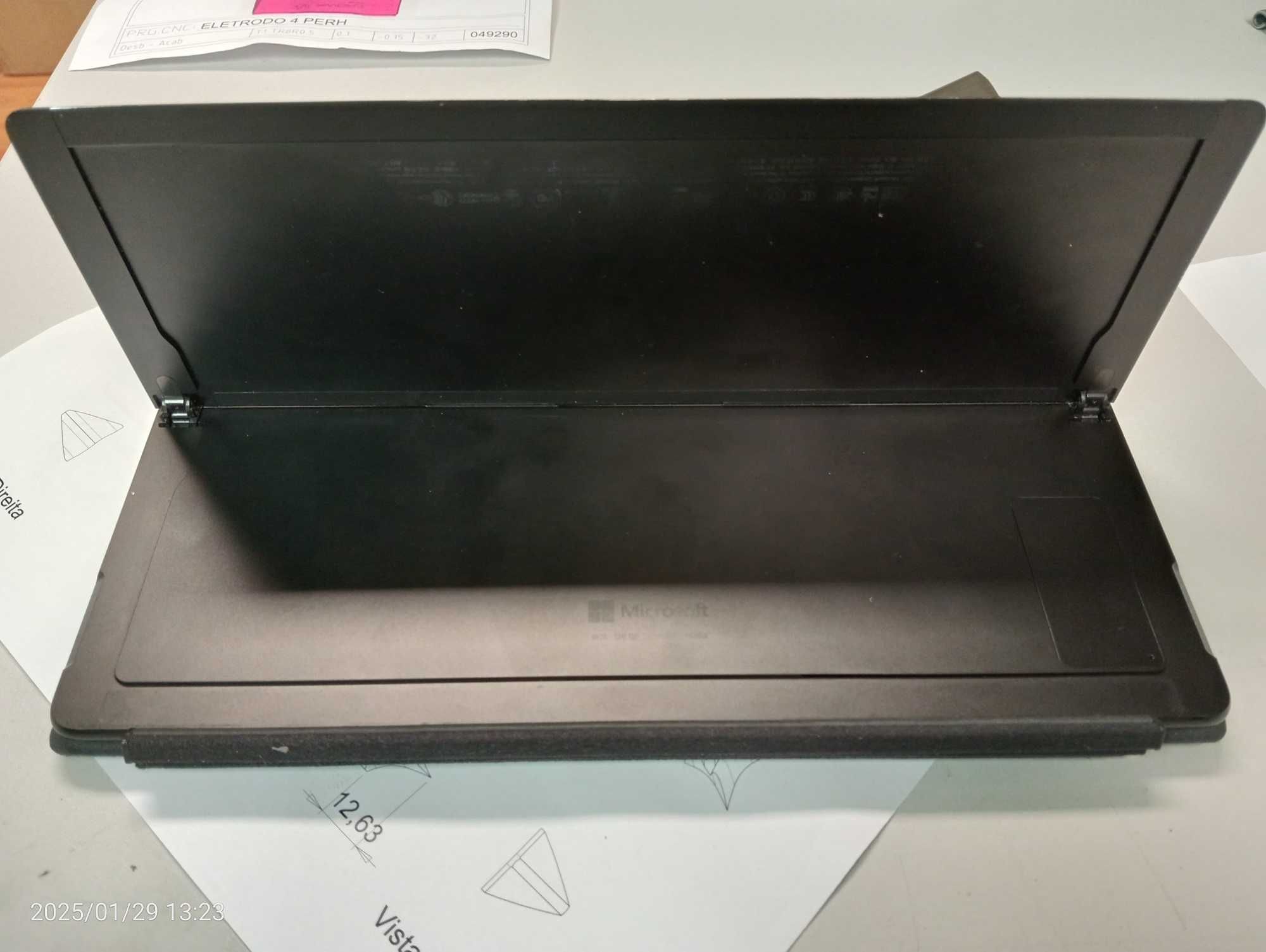 Surface Pro X SQ1 13" 8Gb RAM 512GB 4G Teclado Português