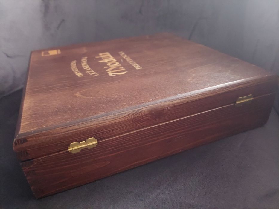 Pudełko prezentowe na trunek