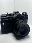 Zenit 12XP z obiektywem Helios-44M-4