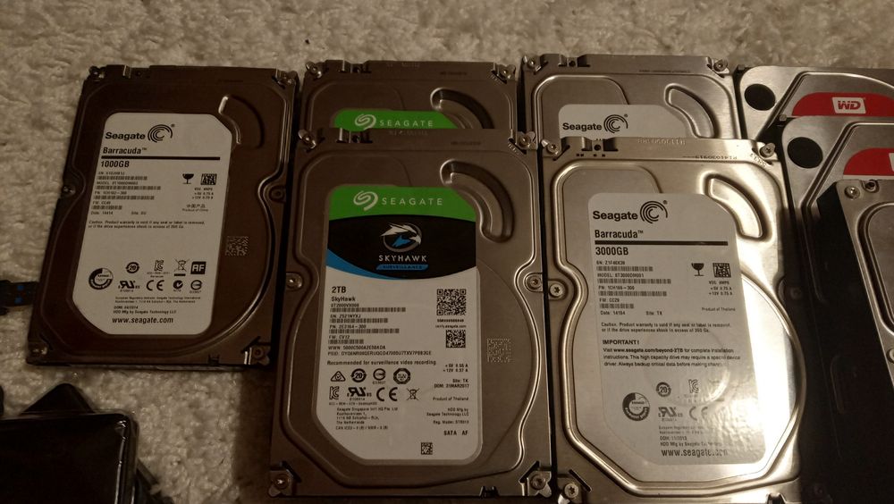 Discos SATA 3.5" 3TB, 2TB