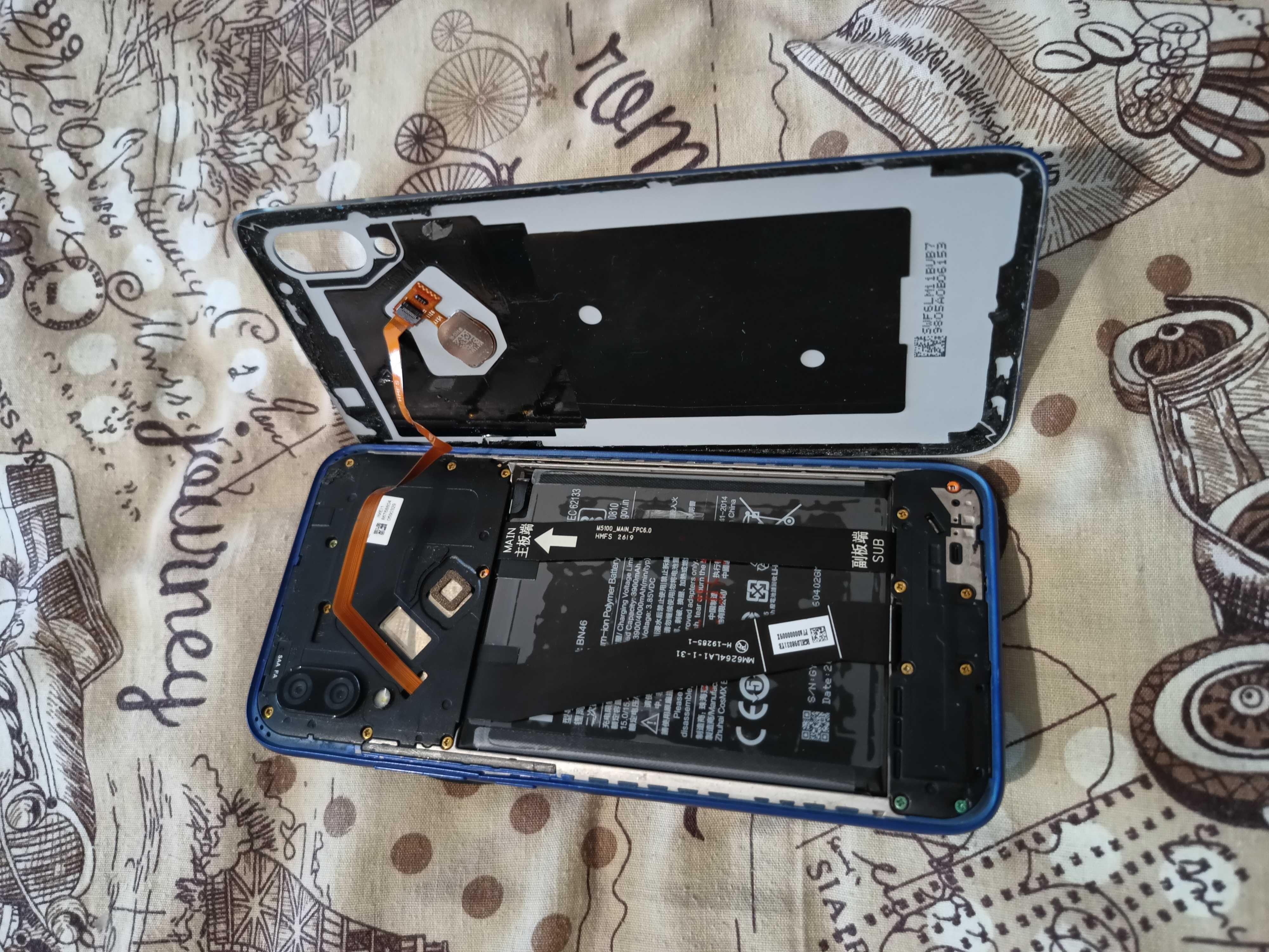 Redmi 7   3/32 під відновлення або на запчастини