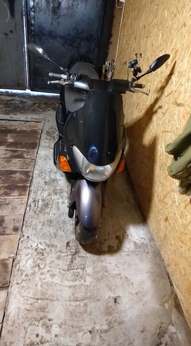 Продам скутер Suzuki Avenis 150