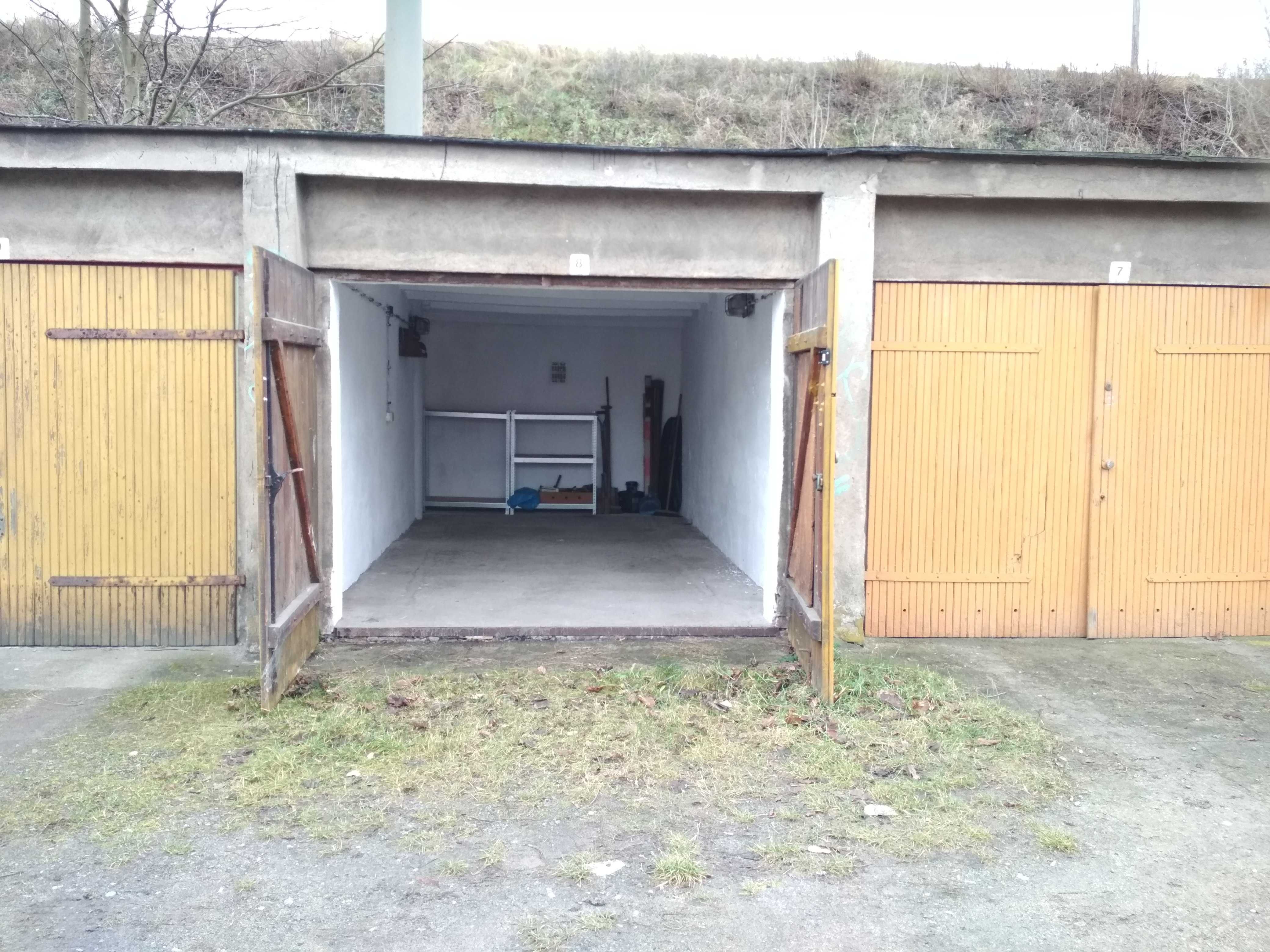 Garaż | Miejsce garażowe | ul. Grudzieniec | Jeżyce | Sołacz | Poznań