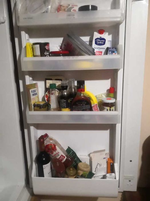 Sprzedam lodówkę Zanussi