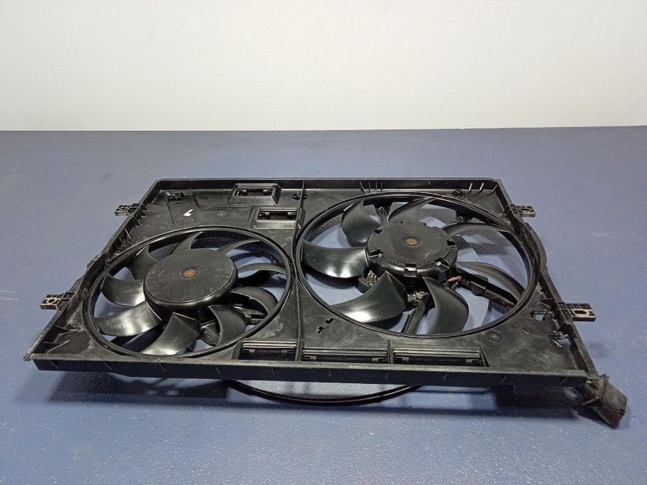 SKODA SUPERB III 2.0 TDI WENTYLATOR CHŁODNICY 5Q0959455AH 3Q0121205