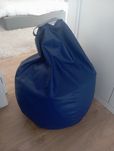 Puff de pele azul