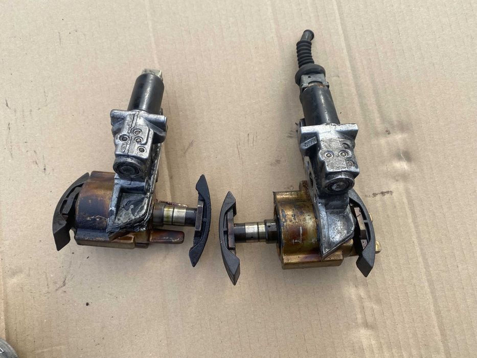 Napinacz łańcucha rozrządu Audi A6 C5 S4 passat B5 2.7  2.4 V6 2.8