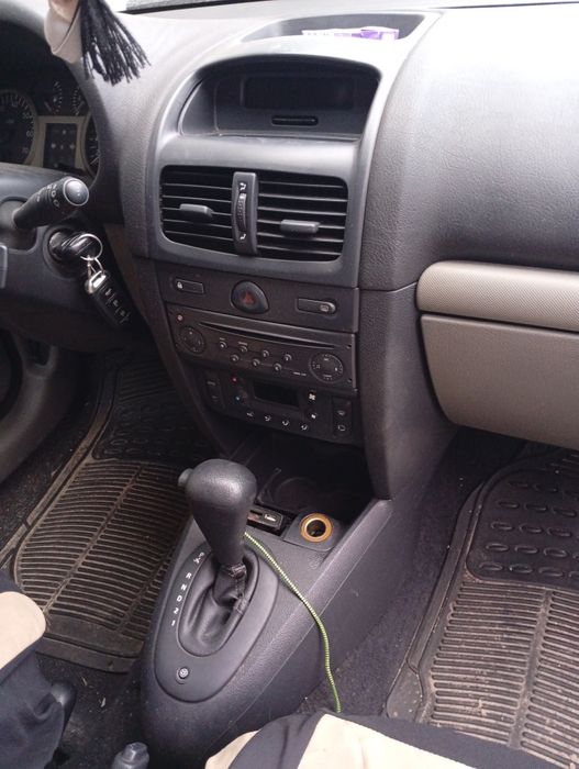 Renault Clio 2 - 2002 року