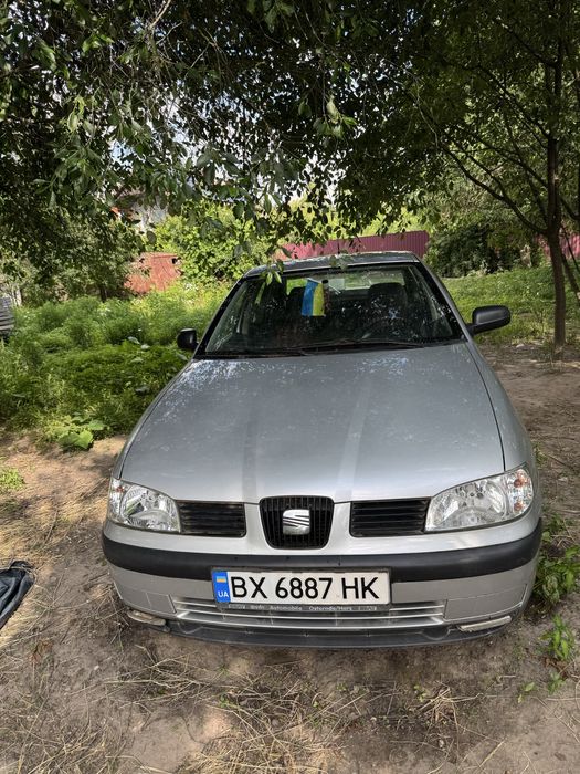 Продам машину Seat cordoba 2001