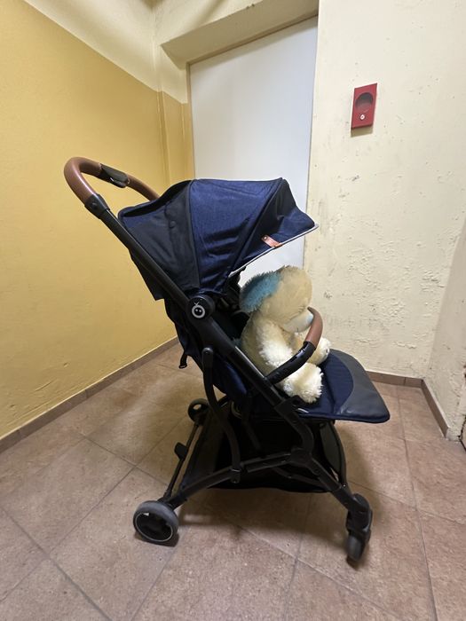 Wózek spacerowy momi
