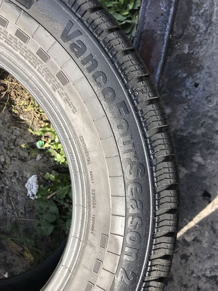 215/65R16CR16C Continental VancoFourSeason2 2шт