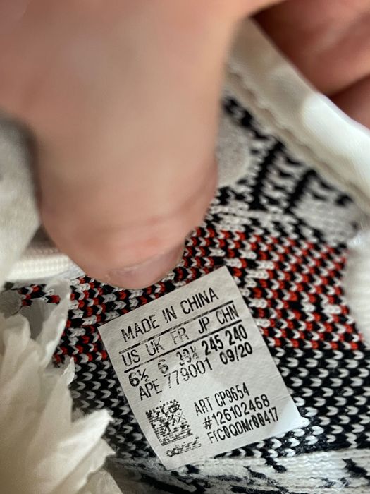 adidas Yeezy boost 350 v2 zebra 39 white black carbon