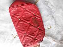 Torebka czerwona Guess