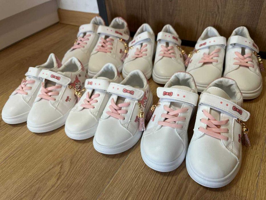 Buty, adidasy Kuromi dla dziewczynki, rozm. 31