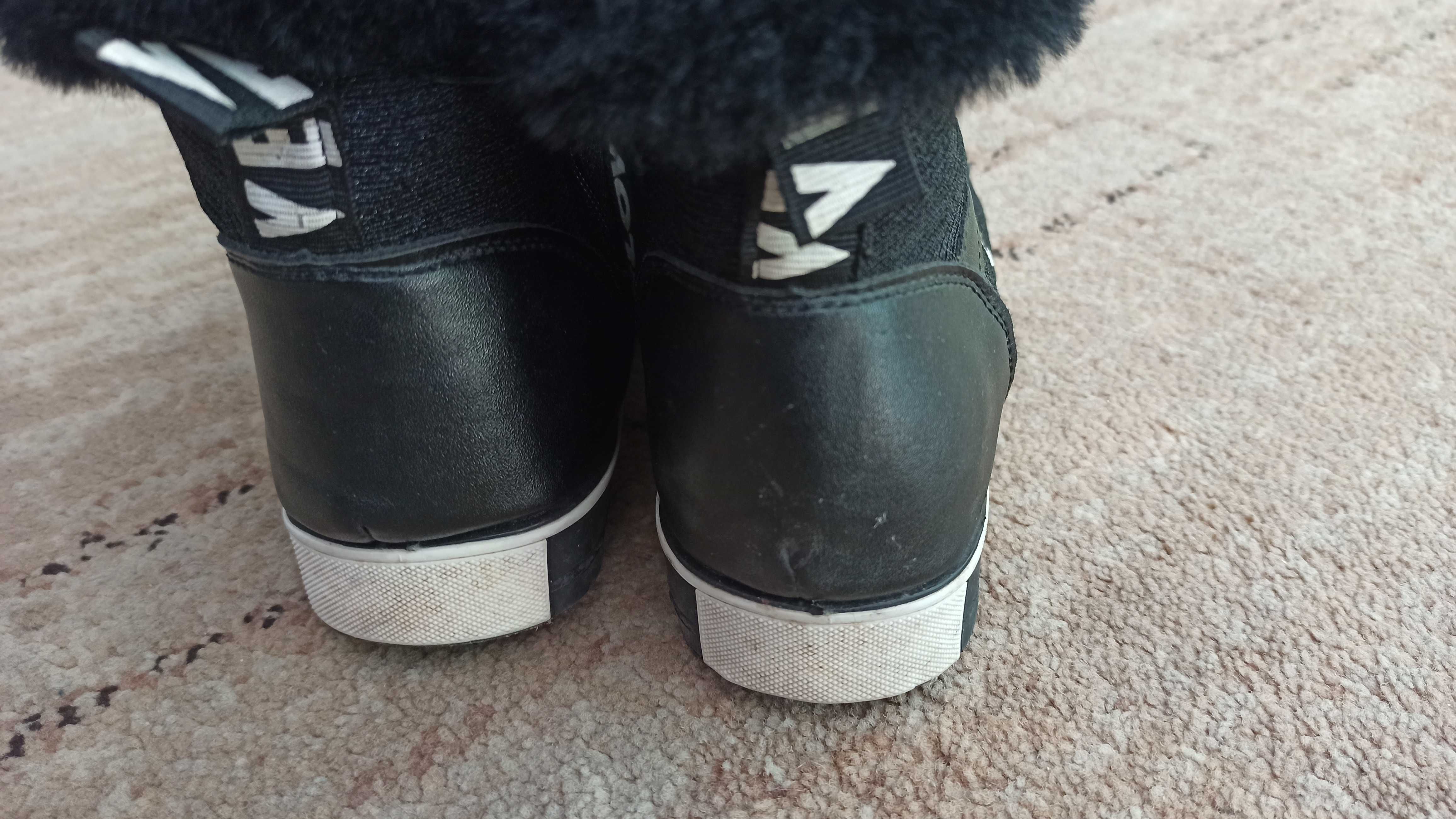 Buty z futerkiem ocieplane