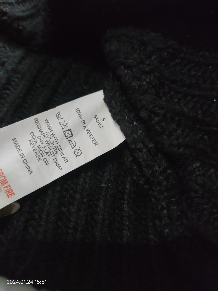 Gruby damski ciepły czarny sweter prettylittlething oversize