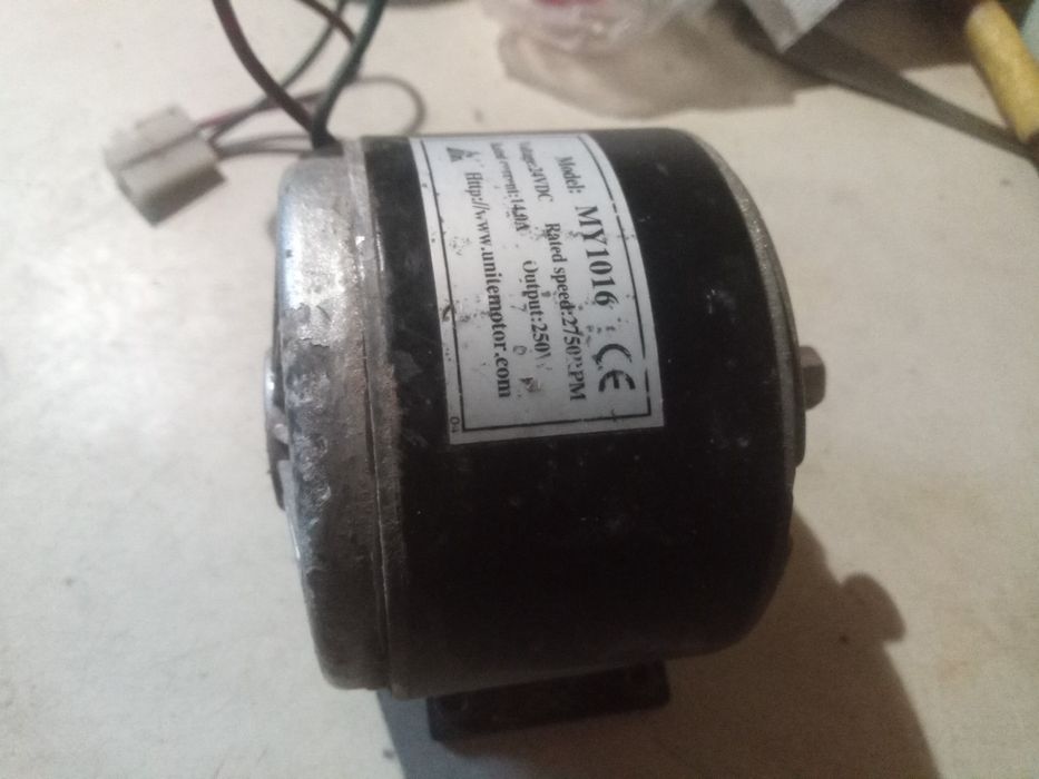 Електро двигатель от Э скутера.