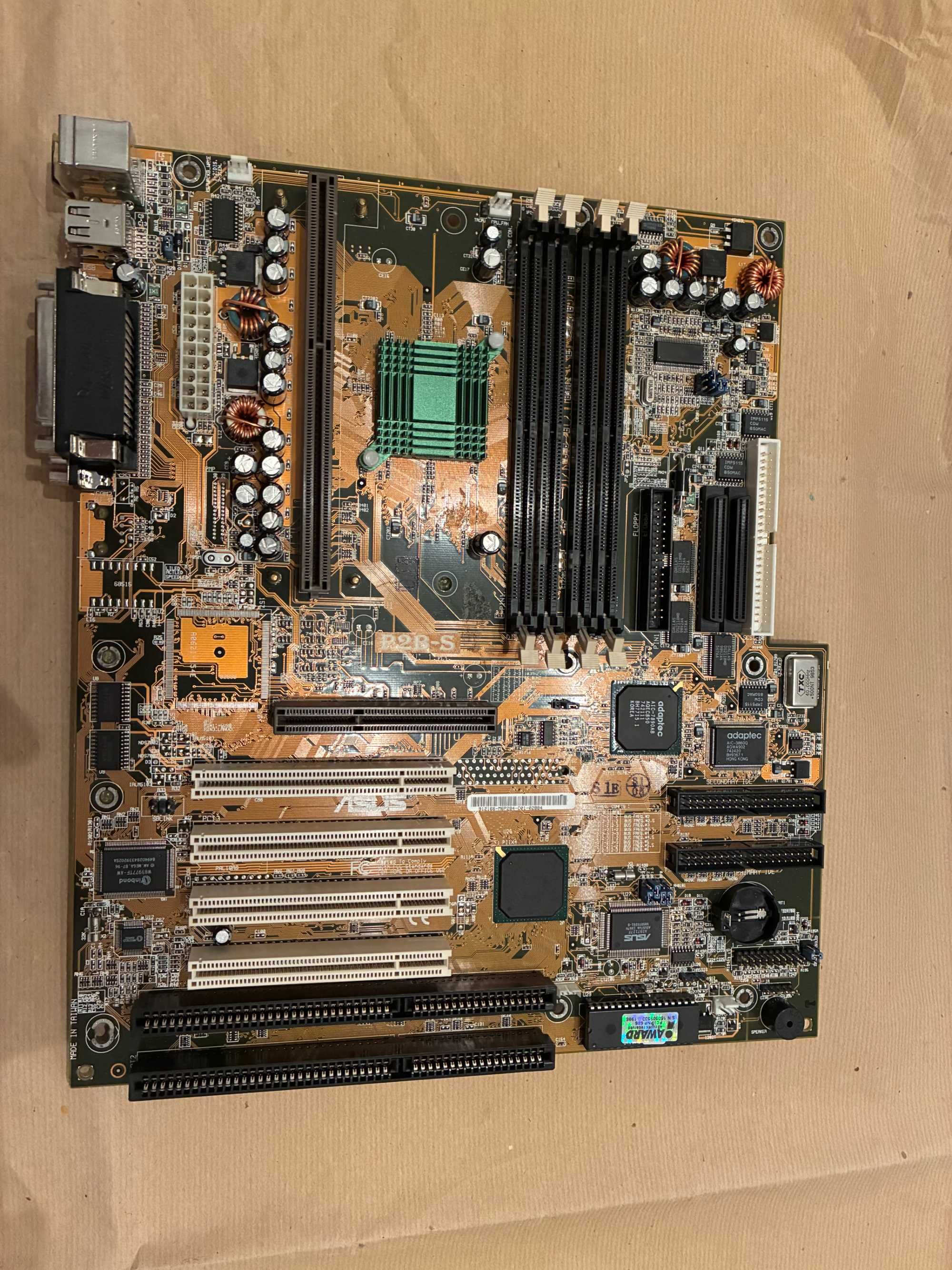 Motherboard Asus P2b-S