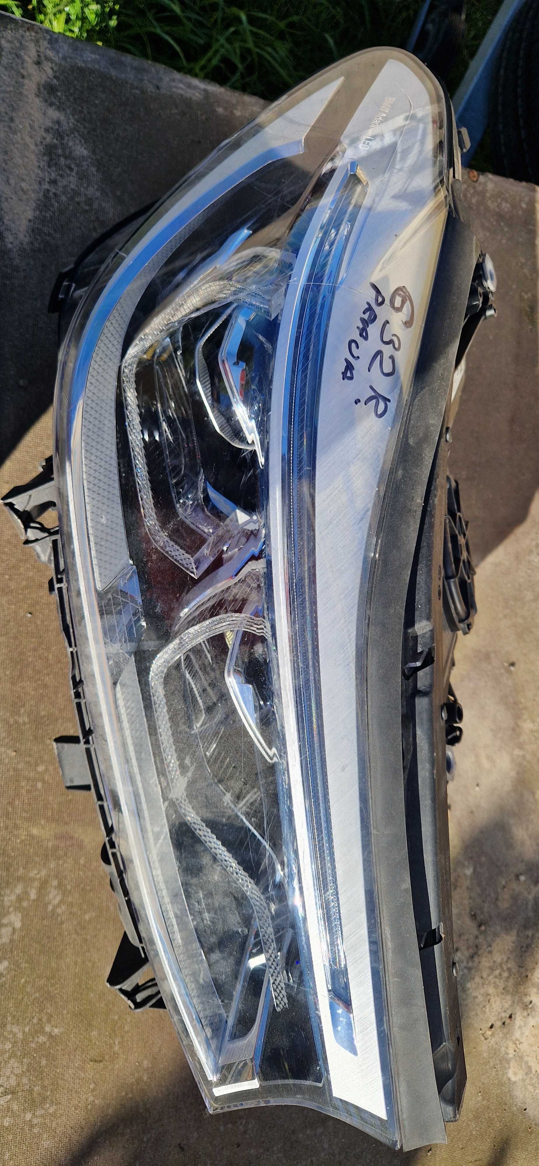 Lampa BMW G32...