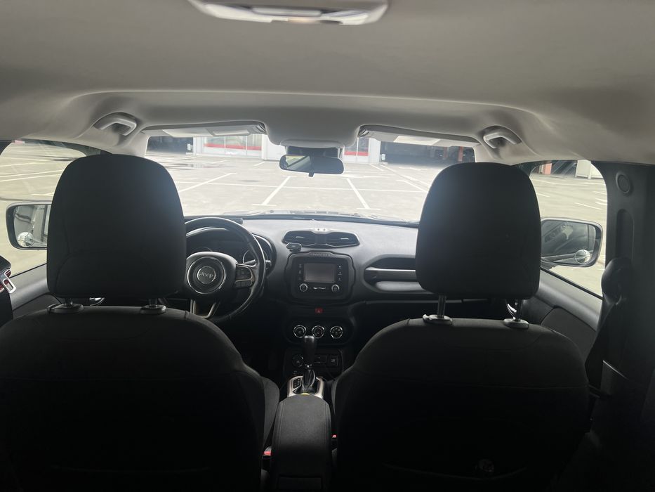 Продам Jeep Renegade Latitude 2016