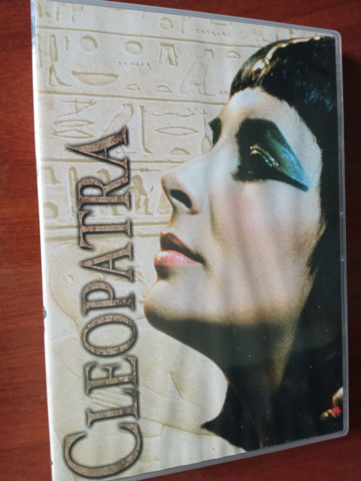 Cleopatra 2 Discos