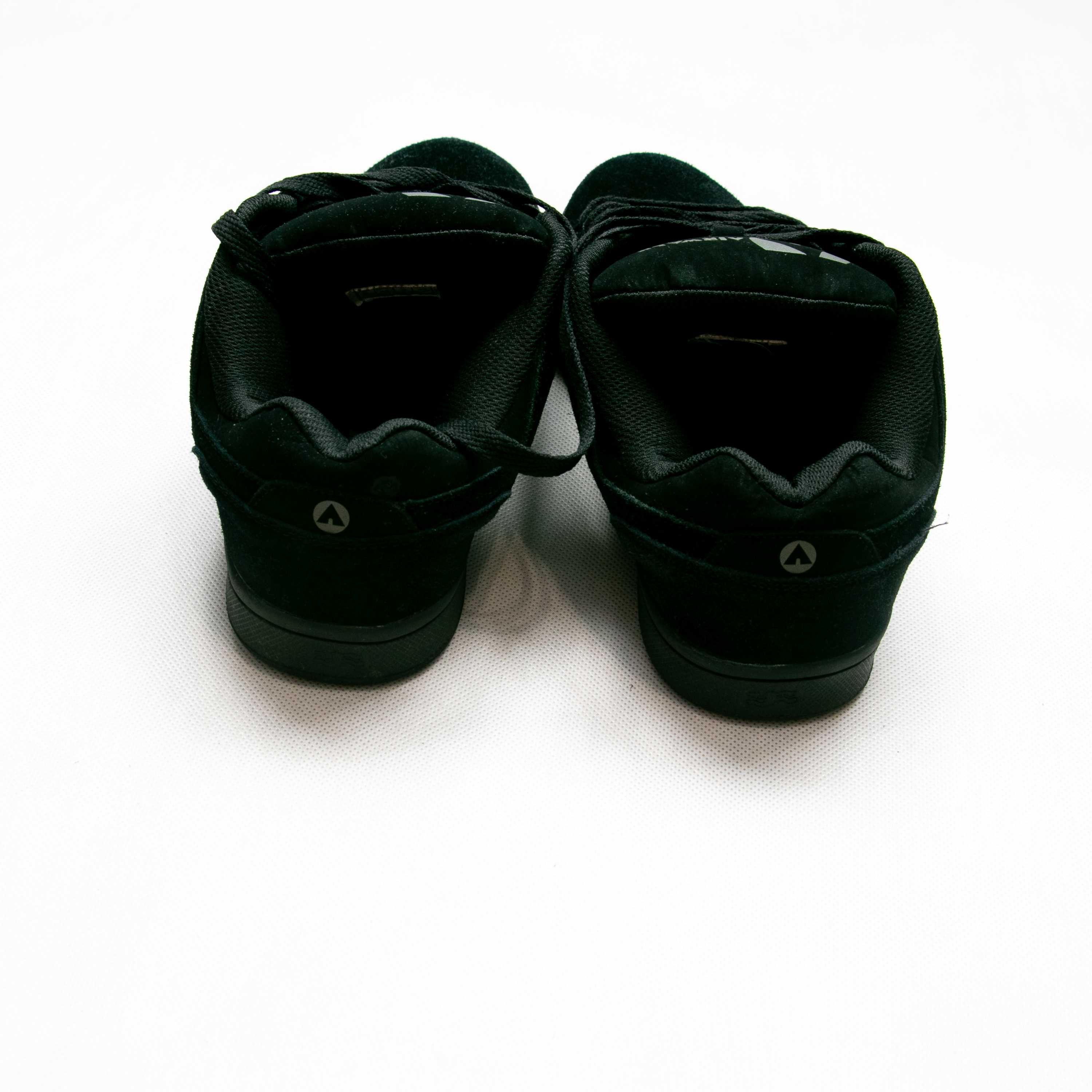 Airwalk Nepture buty skate 42eu zamszowe