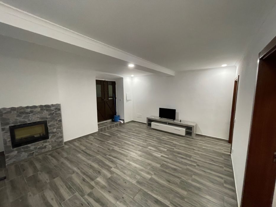 Moradia térrea na vila de Redondo