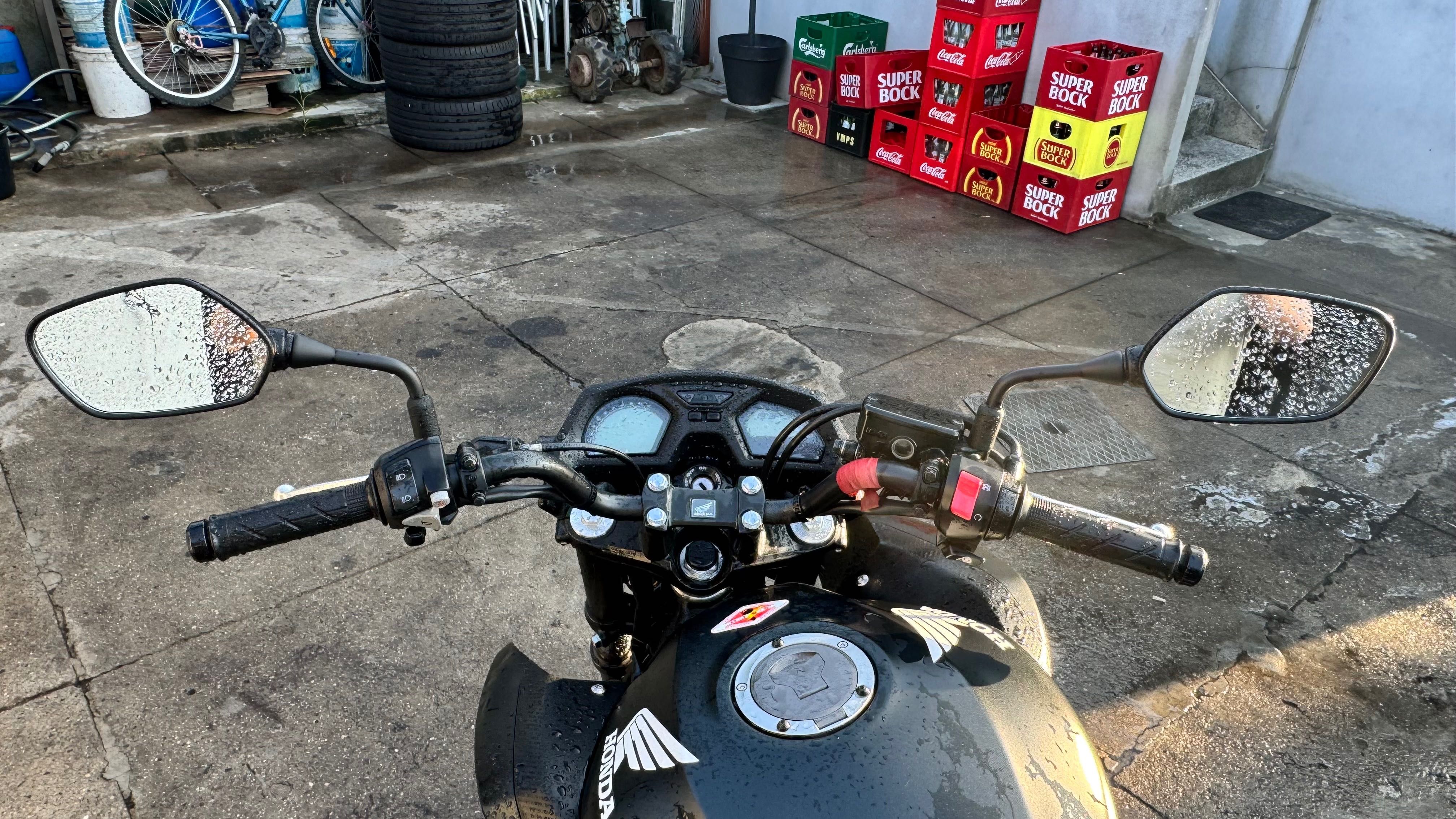 Honda cb 650f 2017 vários extras