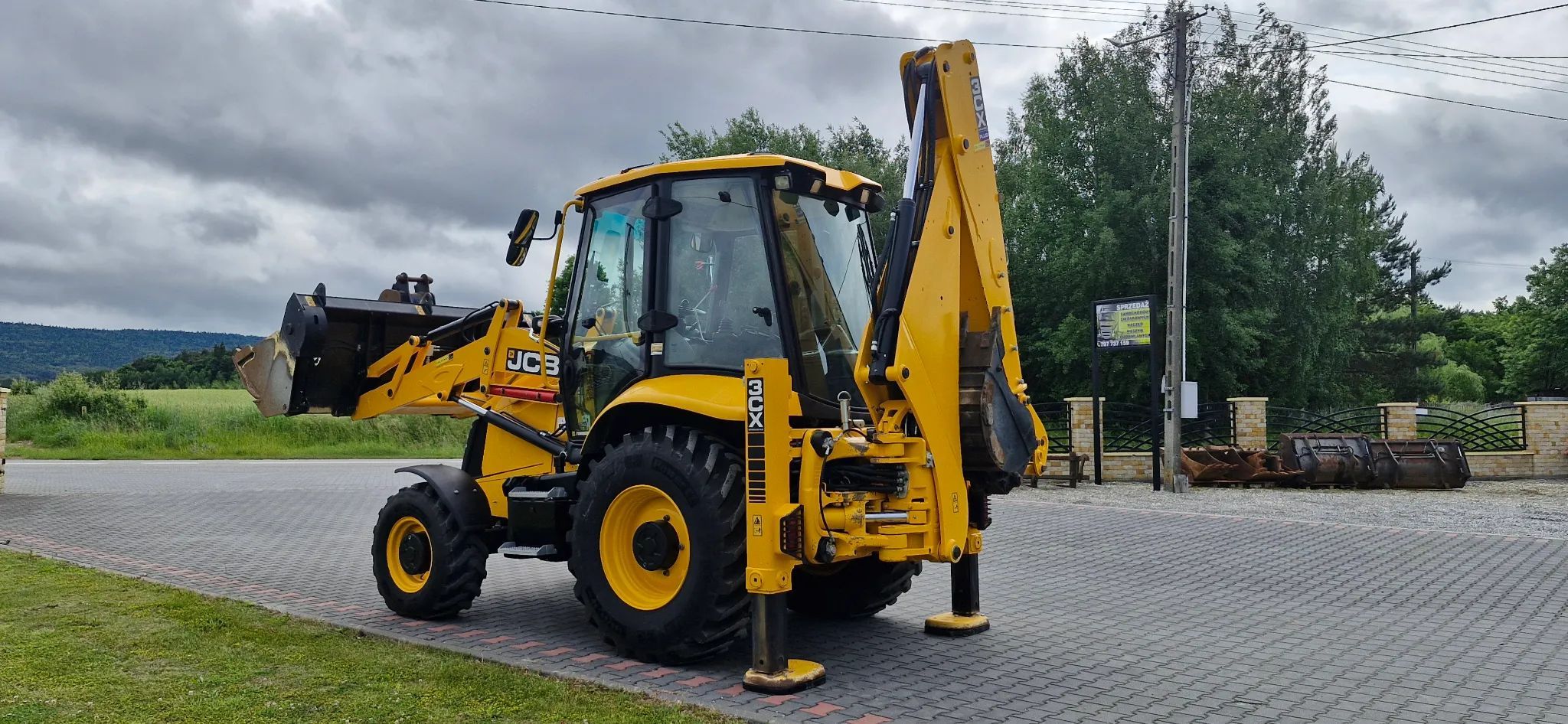 JCB 3CX/ Jak Nowa/ Maszyna sprowadzona/ 110KM/  Koparko-ładowarka JCB 3CX 4CX tj CAT 432