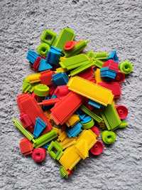 Klocki plastikowe zabawki dla dzieci