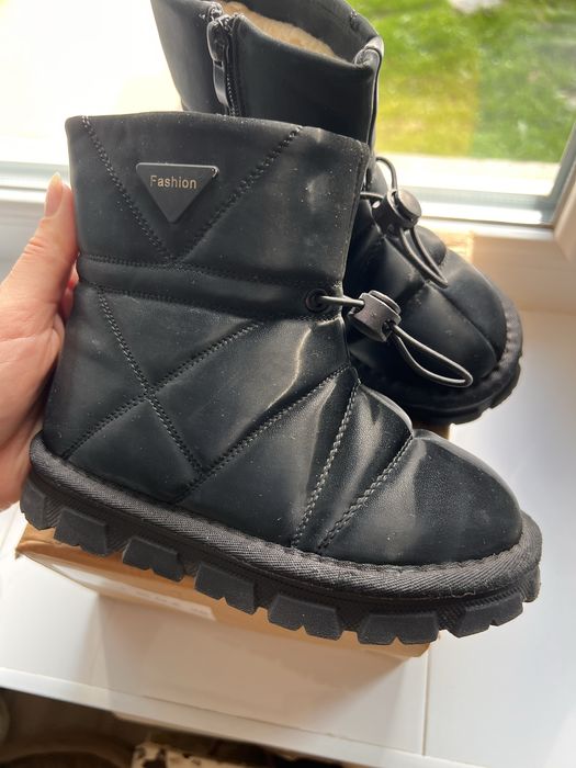 Продам Взуття дитяче