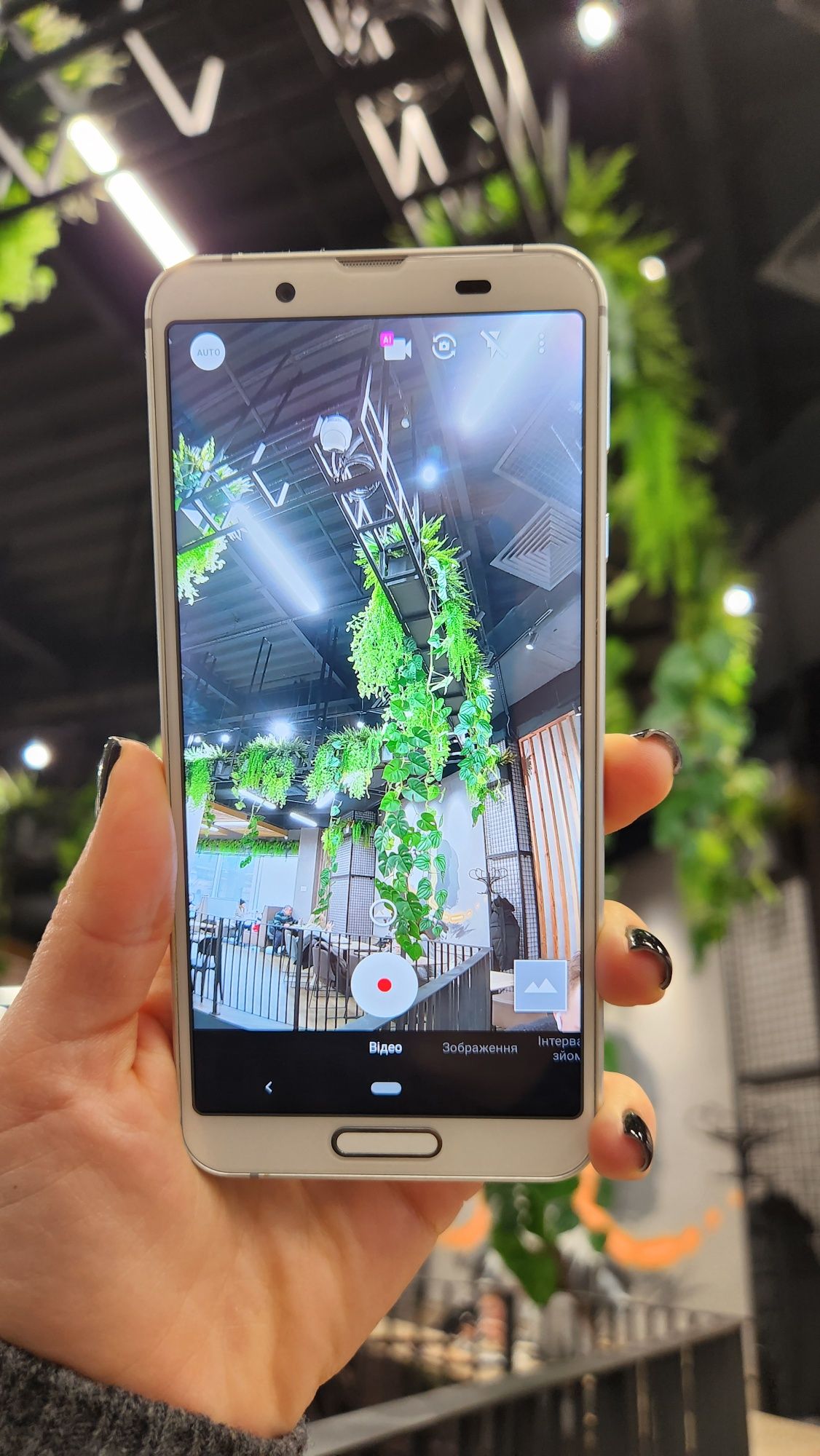 Продам Sharp AQUOS Sense3 SH-02M – компактний, надійний смартфон

Про