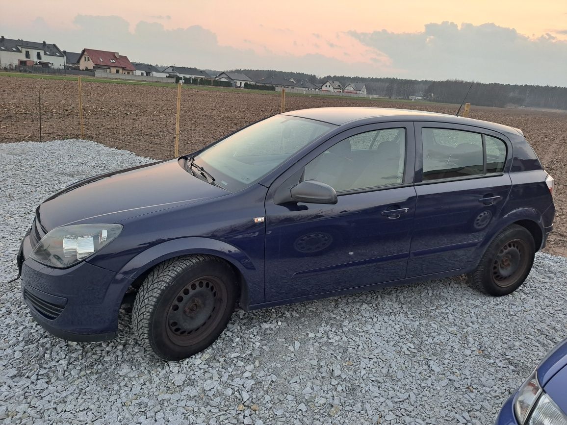 Opel Astra 1,6 benzyna fajne auto