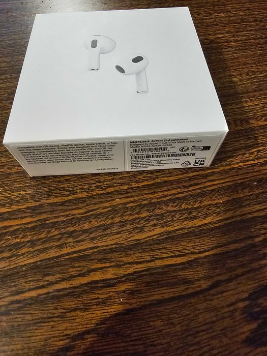 Apple Airpods 3 c/ caixa