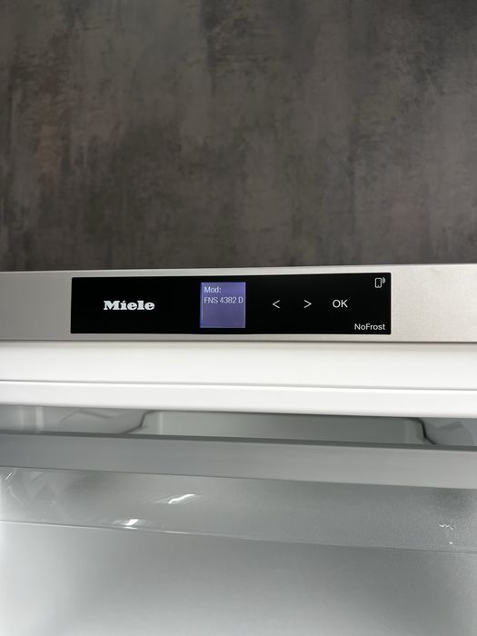 Виставка 2024.06 Морозильная камера Miele FNS 4382 D NoFrost WiFi