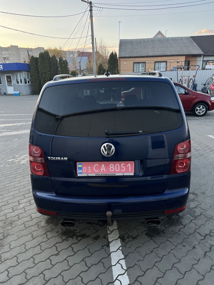 Volkswagen Touran  Фольксваген Туран 2009