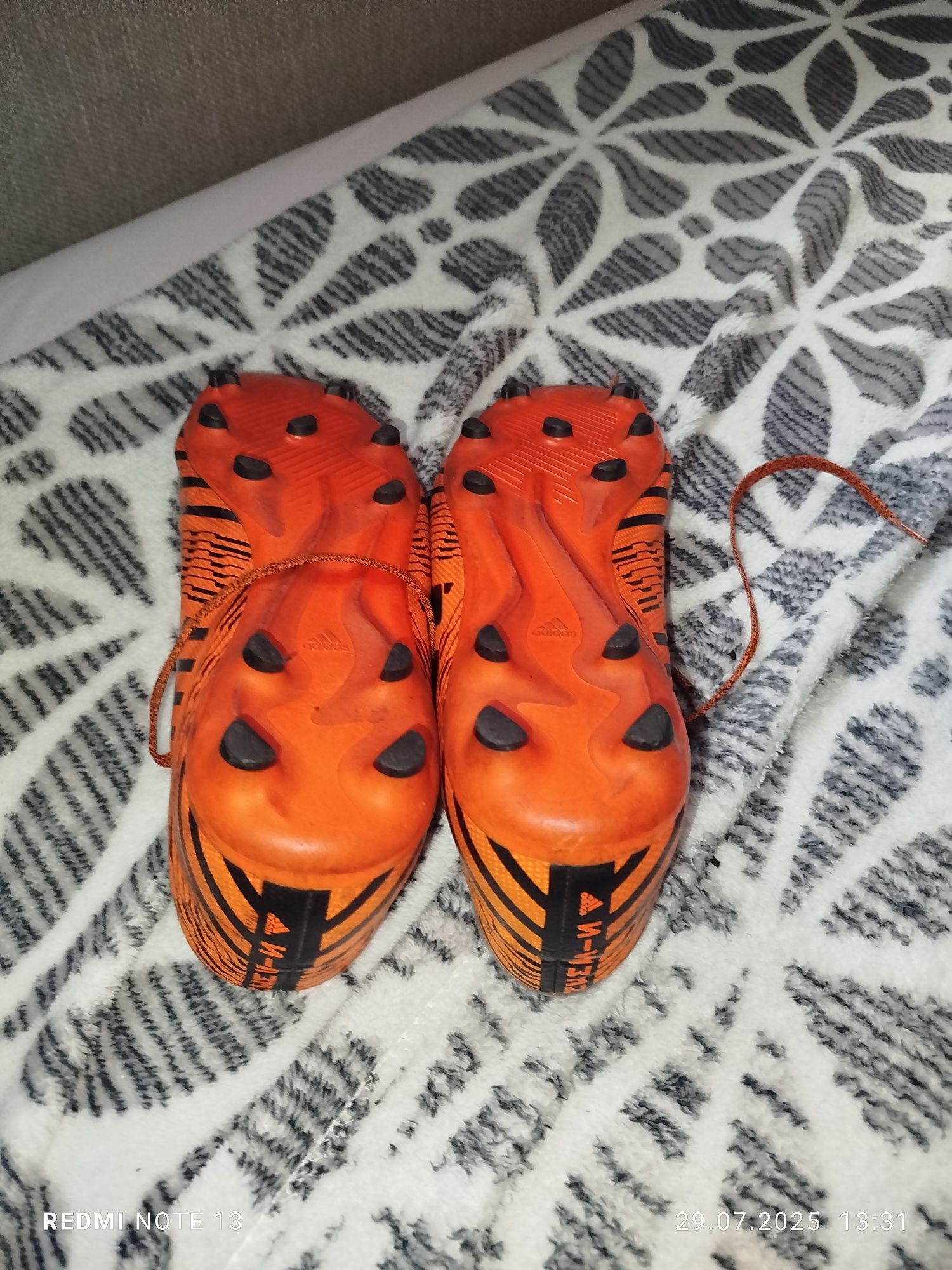 Korki adidas stan idealny