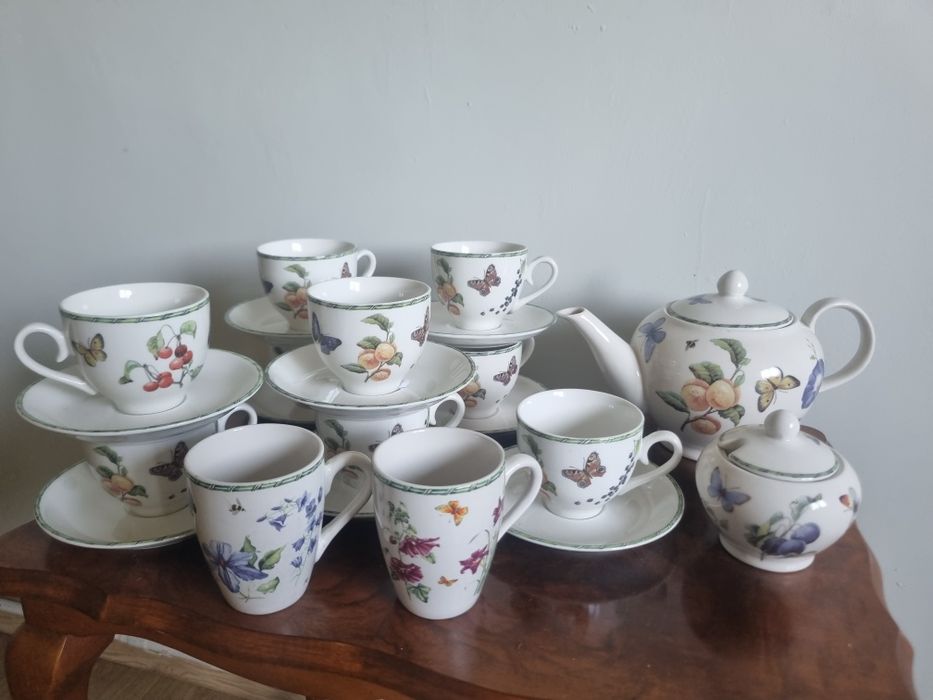 Zastawa stołowa- kawowa z kolekcji "Fruit & Flowers" Janneke Brinkman