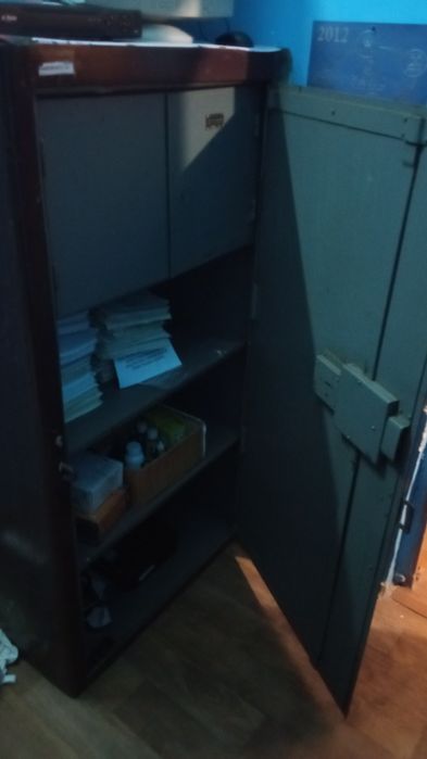 Сейф металевий канцелярія