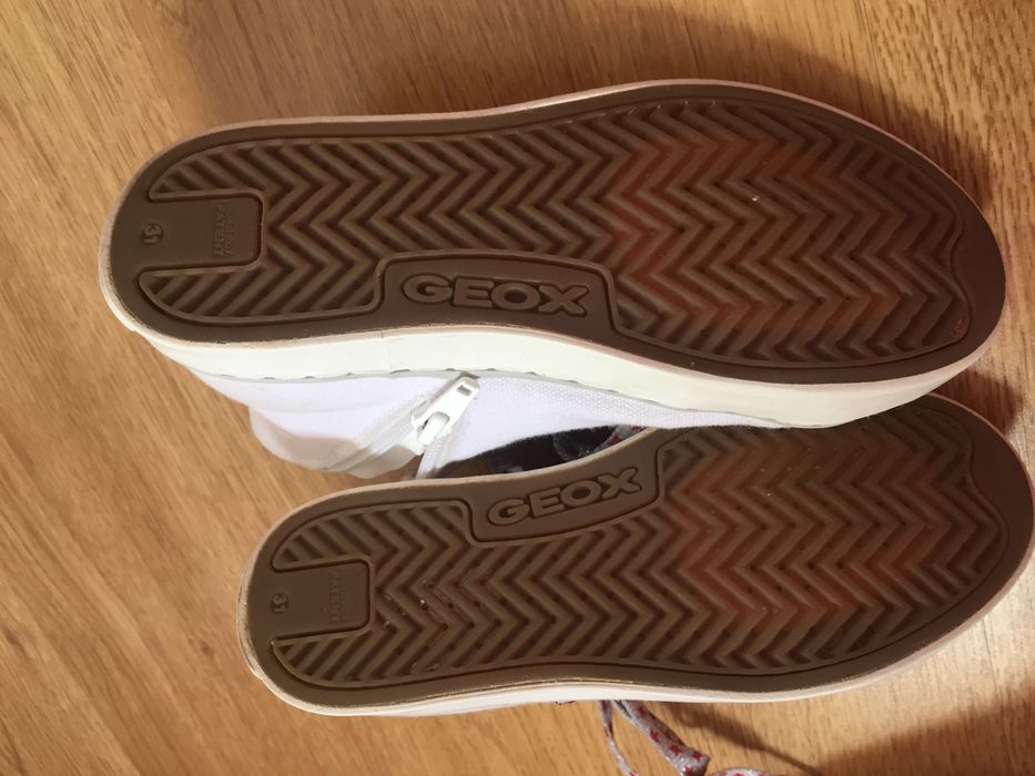 Ténis Geox menina tamanho 31 exelente estado