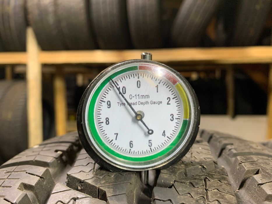 Зимова пара 195/65R16C Continental VanContactWinter 9.5мм