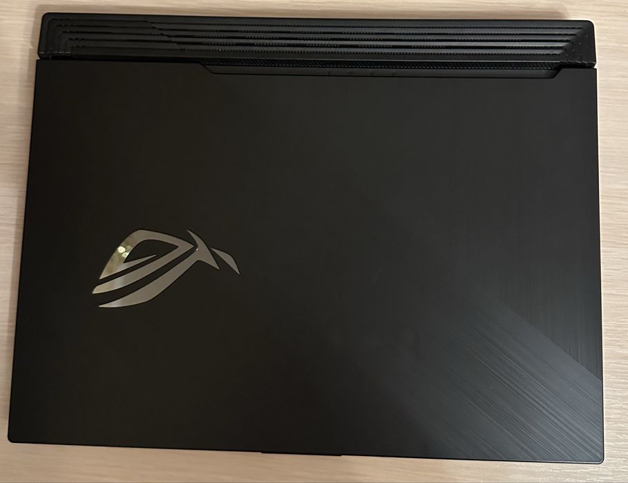 Ігровий ноутбук | i7 / 16 ГБ / RTX 2060 / SSD 512 ГБ