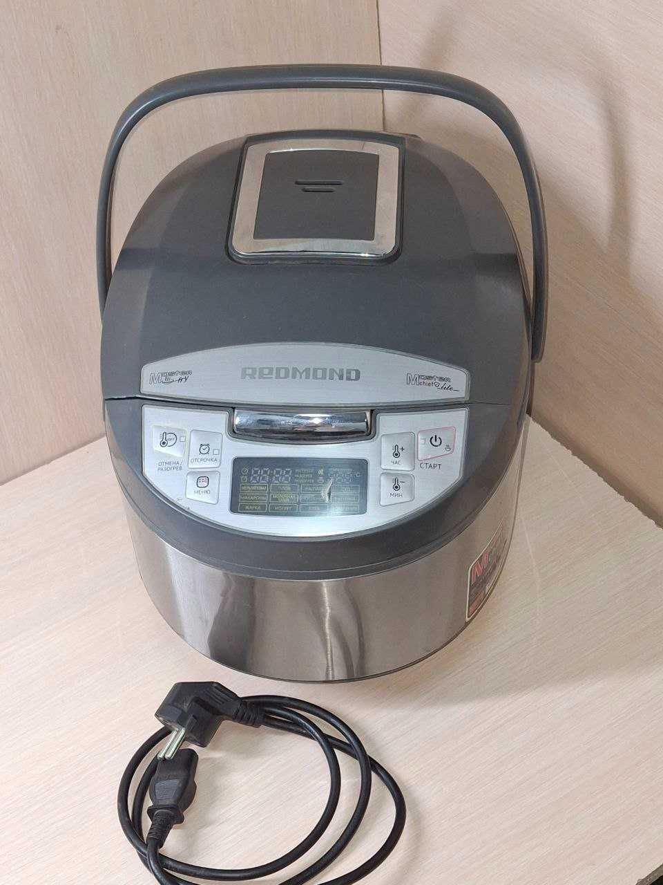 Мультиварка REDMOND MasterFry RMC-FM4520