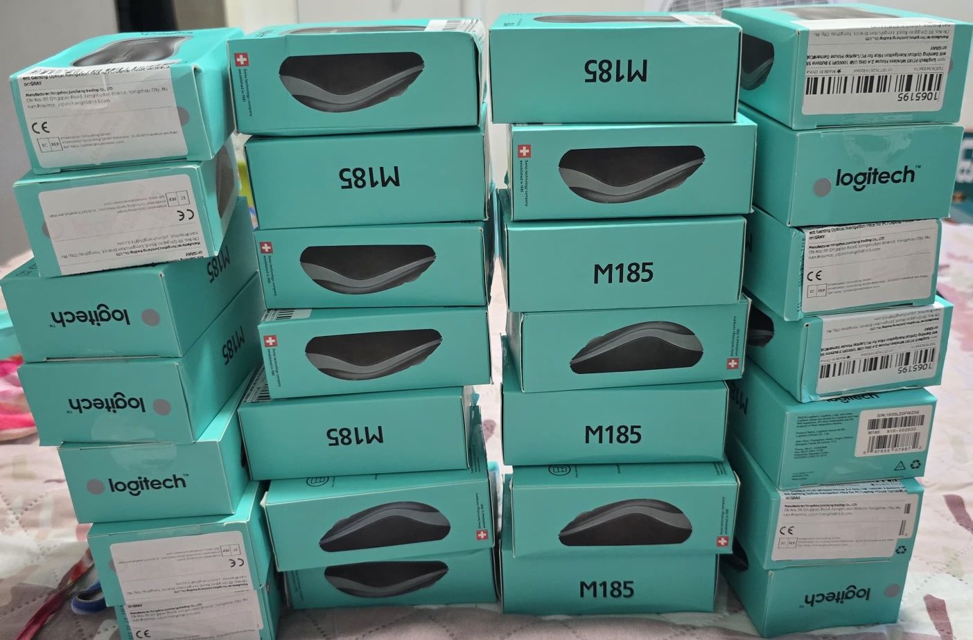 Ratos Logitech M185
Logitech Rato Wireless M185 (Cinzento)