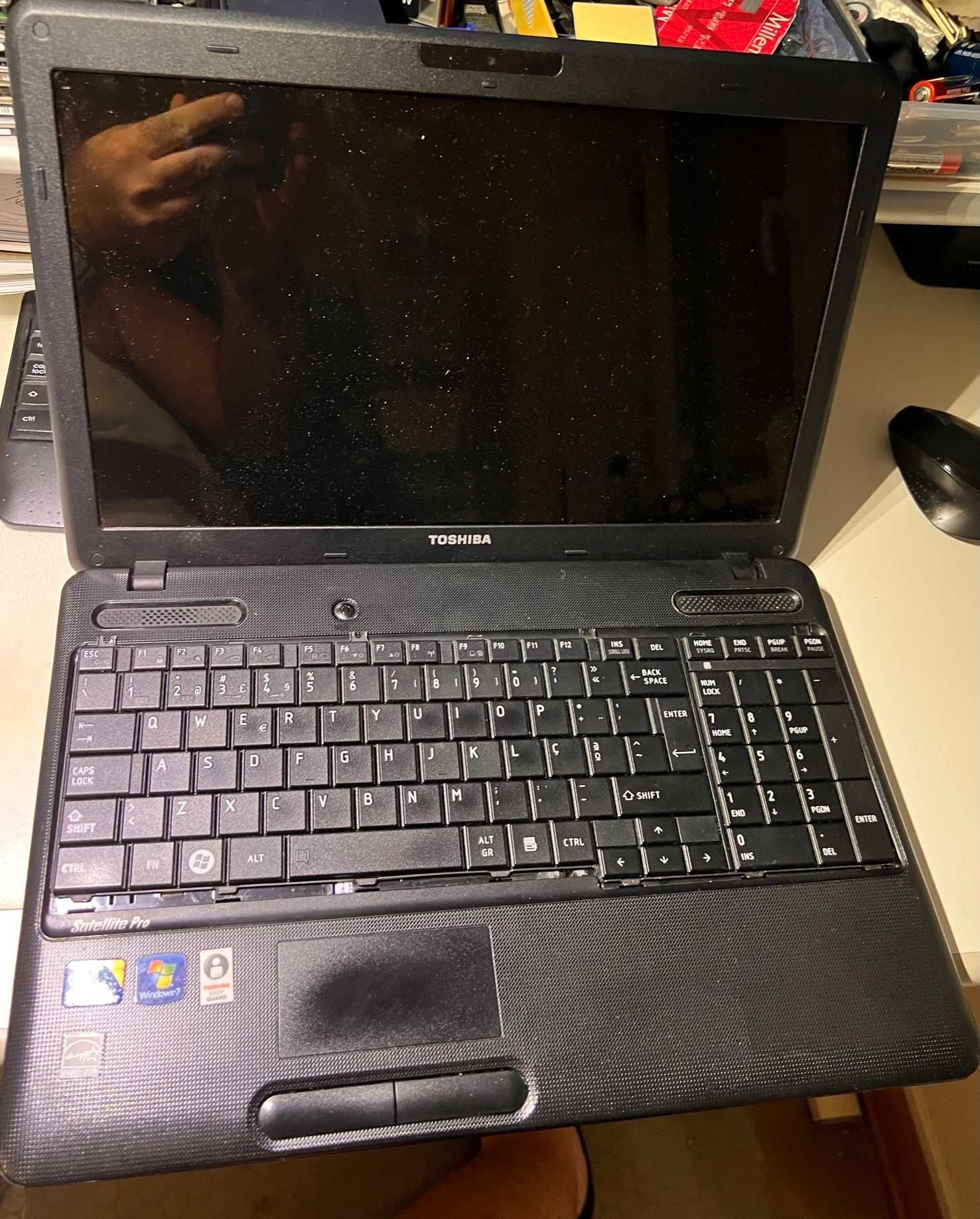 Toshiba Satellite Pro C660 p/Peças