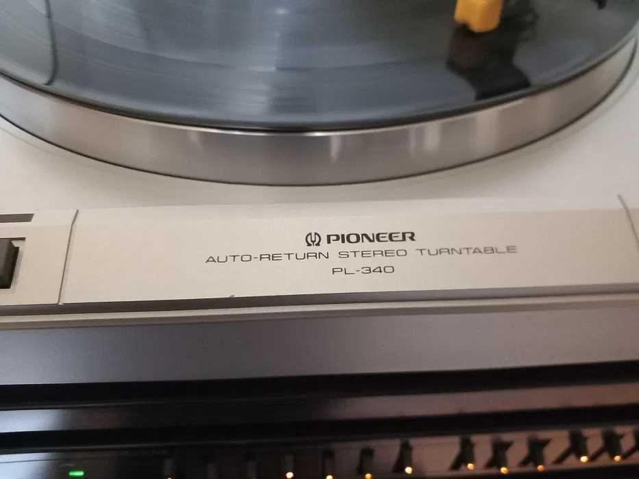 Gira-discos Pioneer PL-340